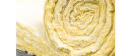 Czy wełna mineralna jest palna, czy chłonie wodę?